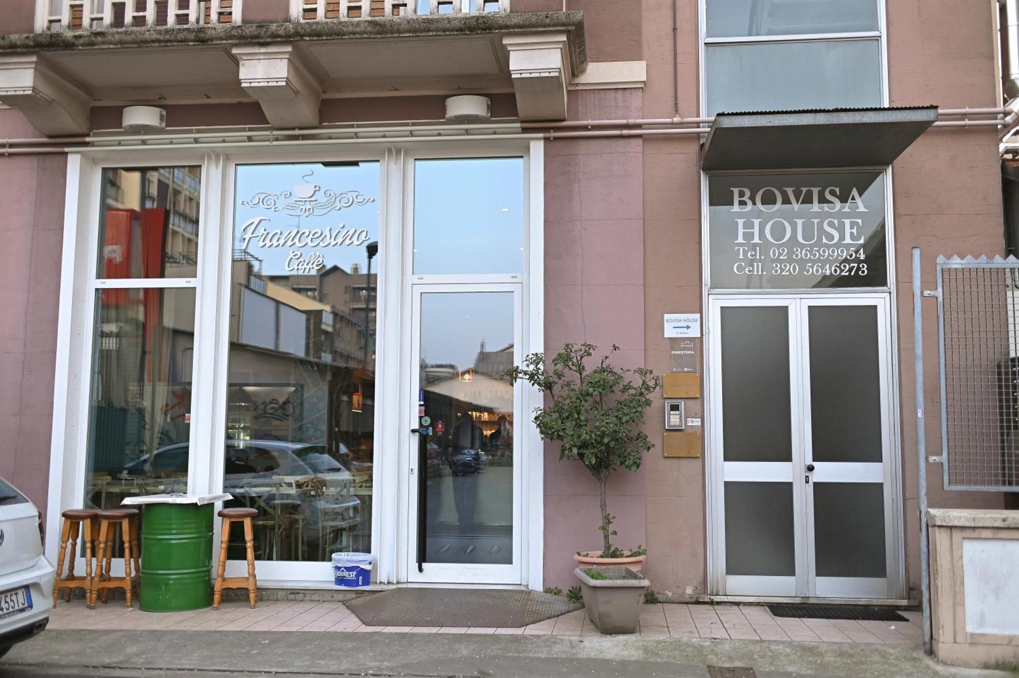 Bovisa House B&B Private Rooms มิลาน ภายนอก รูปภาพ