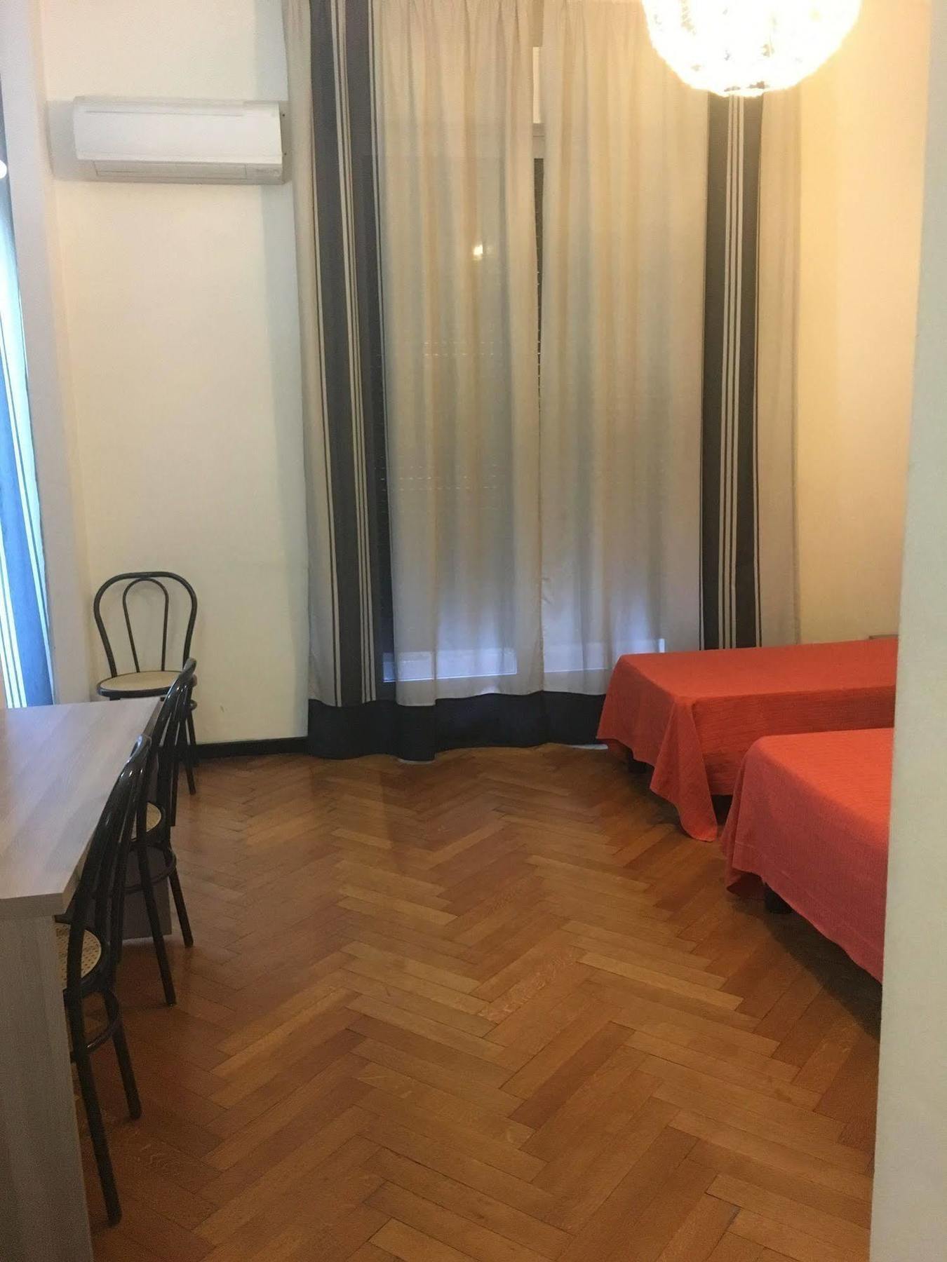 Bovisa House B&B Private Rooms มิลาน ภายนอก รูปภาพ