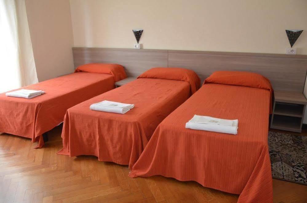Bovisa House B&B Private Rooms มิลาน ภายนอก รูปภาพ
